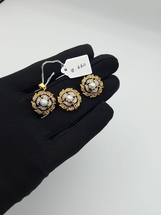 Golden Grace Earrings